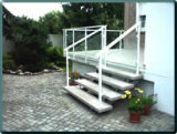 Außentreppe zur Terrasse